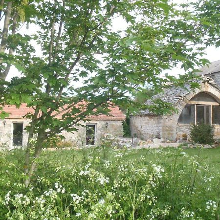 Chambres Du Domaine De Bombes Mostuejouls Bagian luar foto