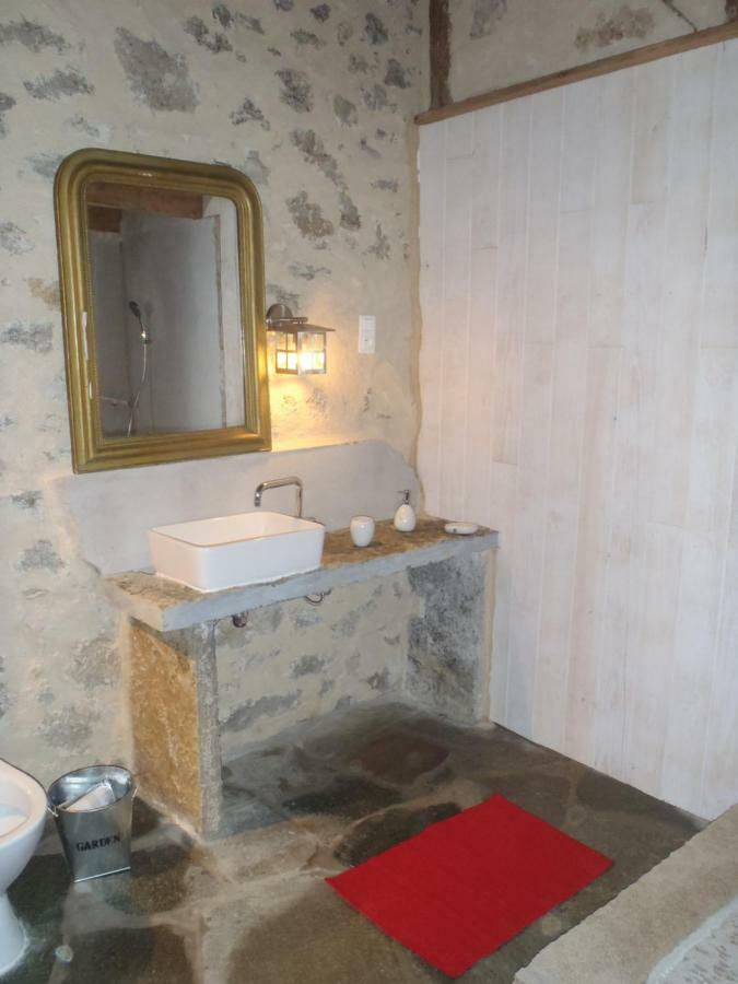 Chambres Du Domaine De Bombes Mostuejouls Bagian luar foto